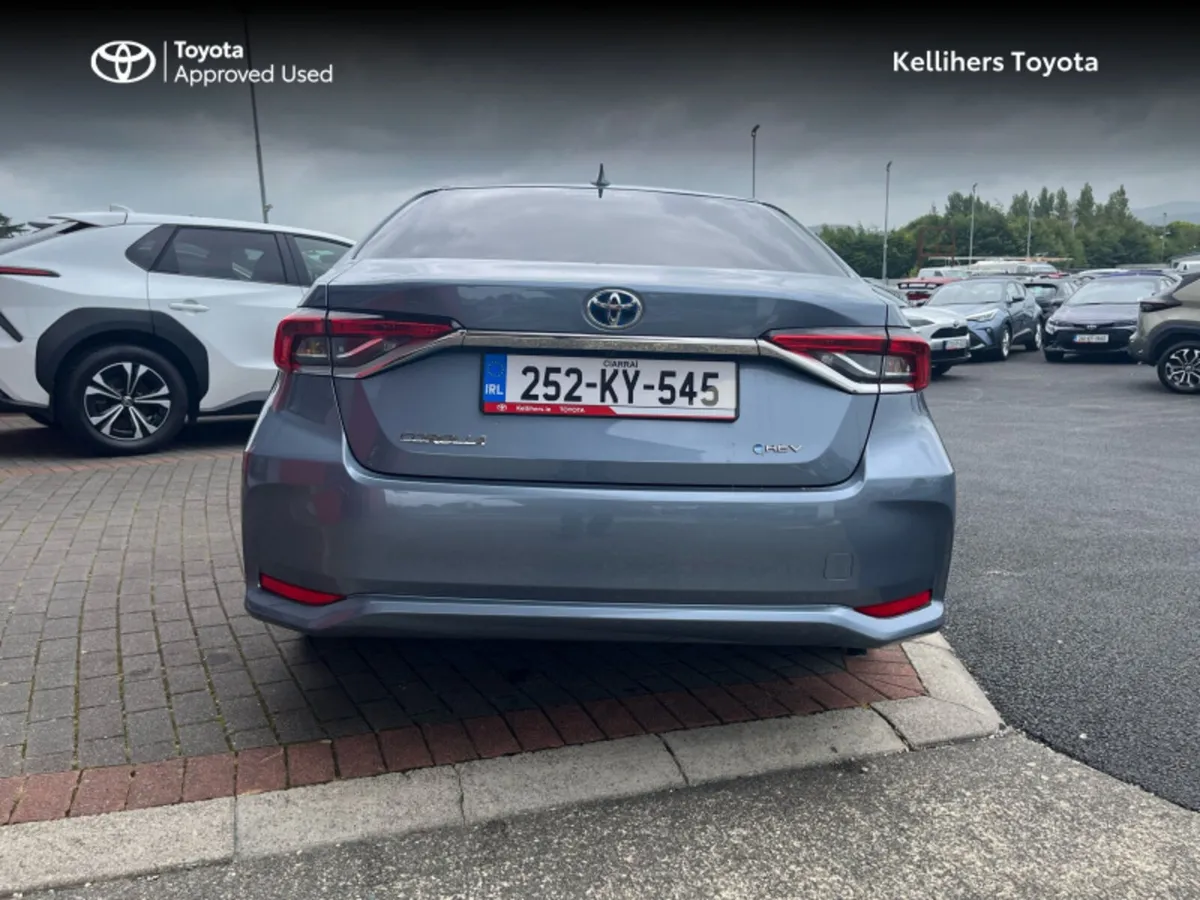 Toyota Corolla HYBRID ELECTRIC LUNA SPORT - Image 4