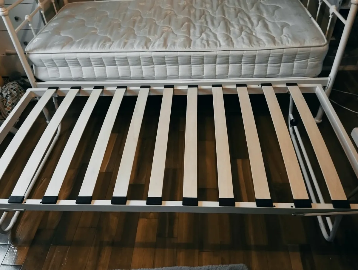 Single day bed - Image 4