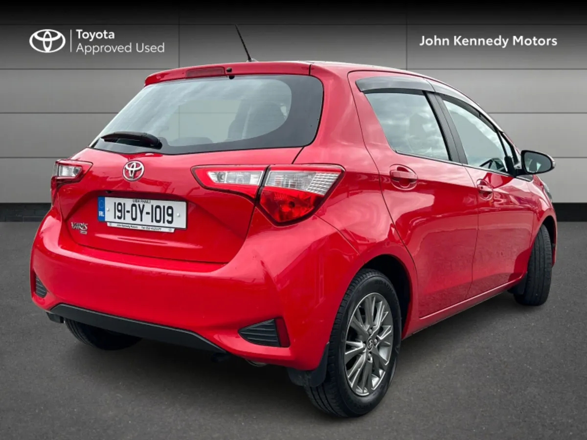 Toyota Yaris 1.0 5DR LUNA - Image 2