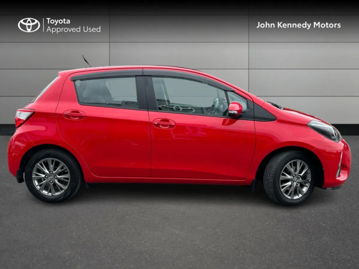 Toyota Yaris 1.0 5DR LUNA - Image 3
