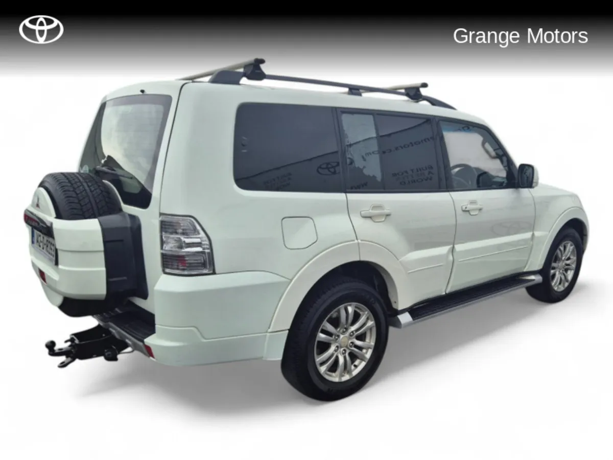 Mitsubishi Pajero 3.2 DID LWB COMMERCIAL 5DR - Image 3