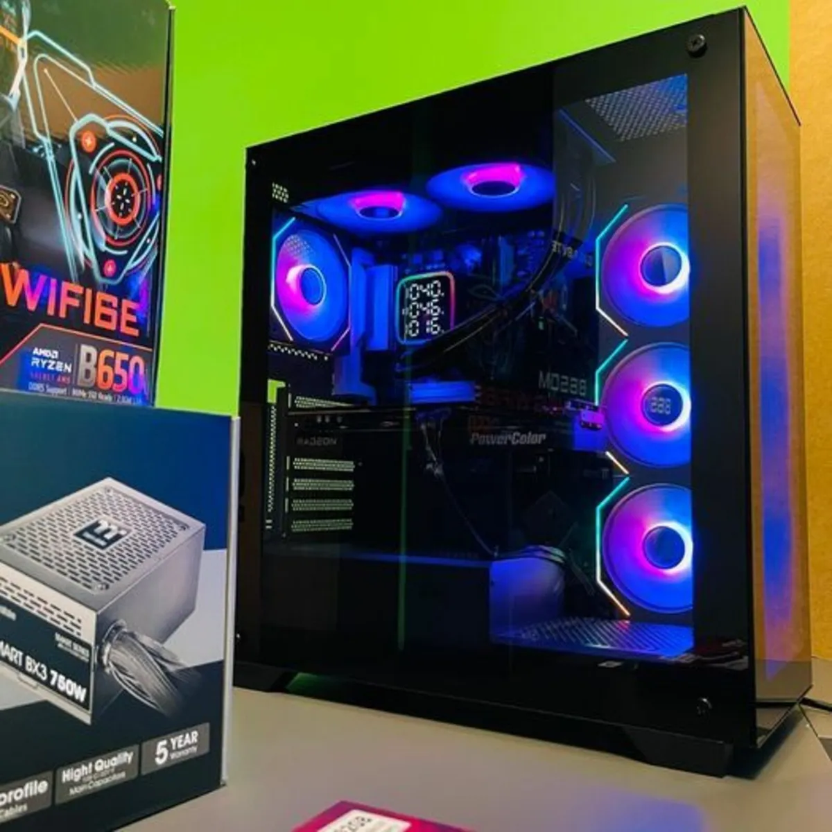 PC AMD Ryzen 7 7700, RX 9070 XT 16GB, 32GB DDR5 - Image 1