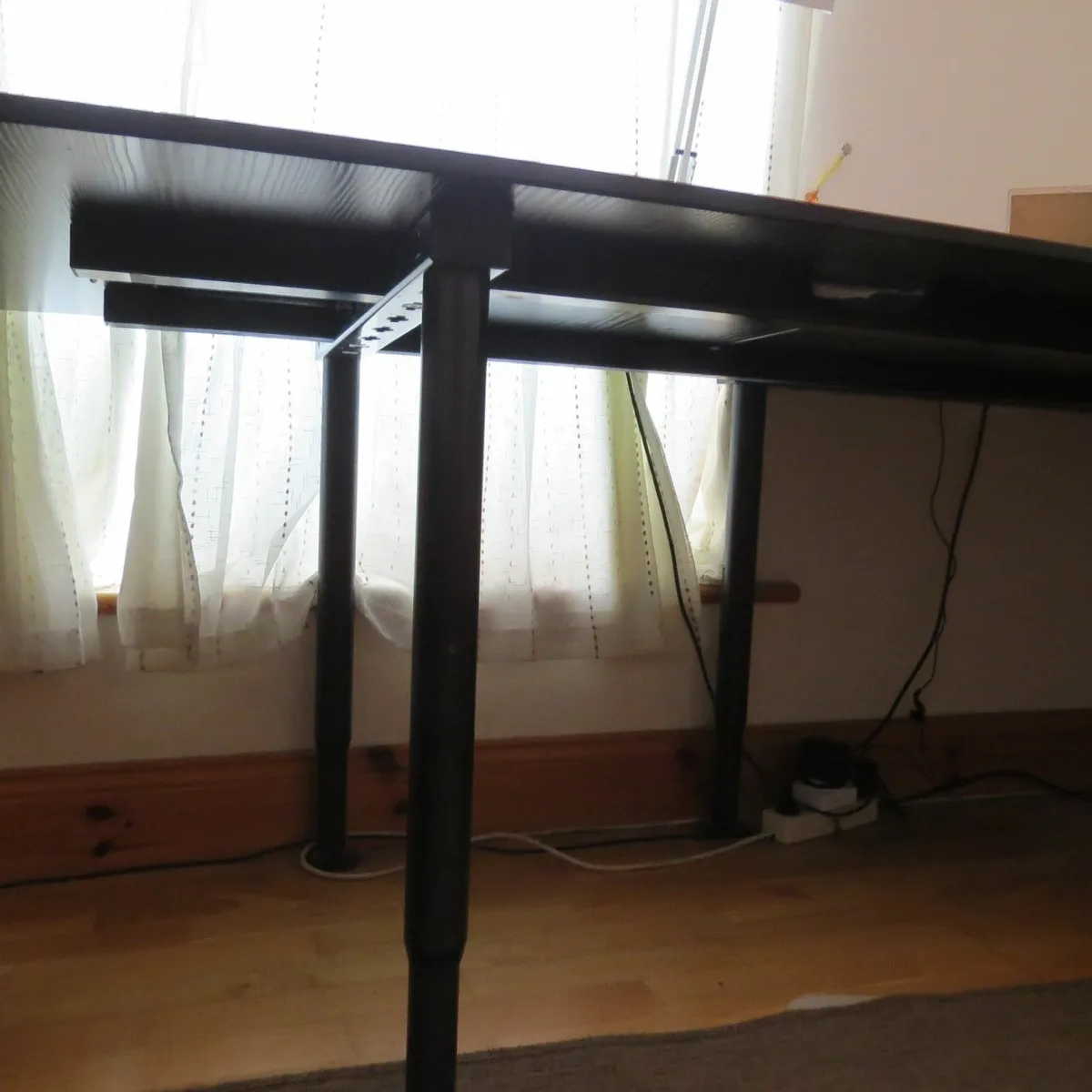 office desk - Image 4