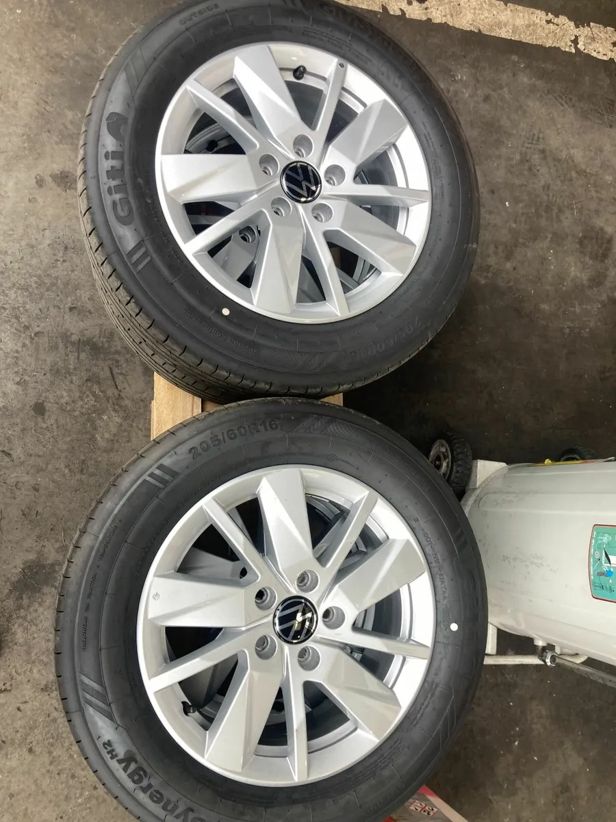 VW Alloy Wheels - Image 1