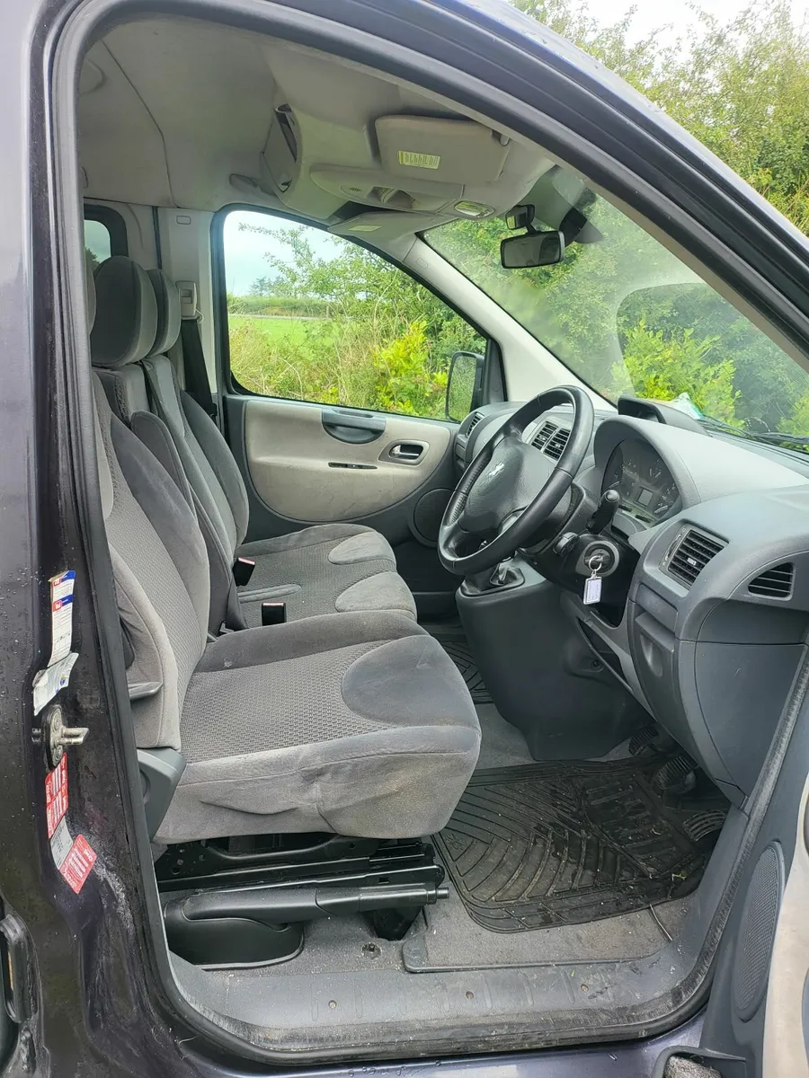 WHEEL CHAIR 5 SEATER 1 OWNER Peugeot Expert 2012 - Image 3