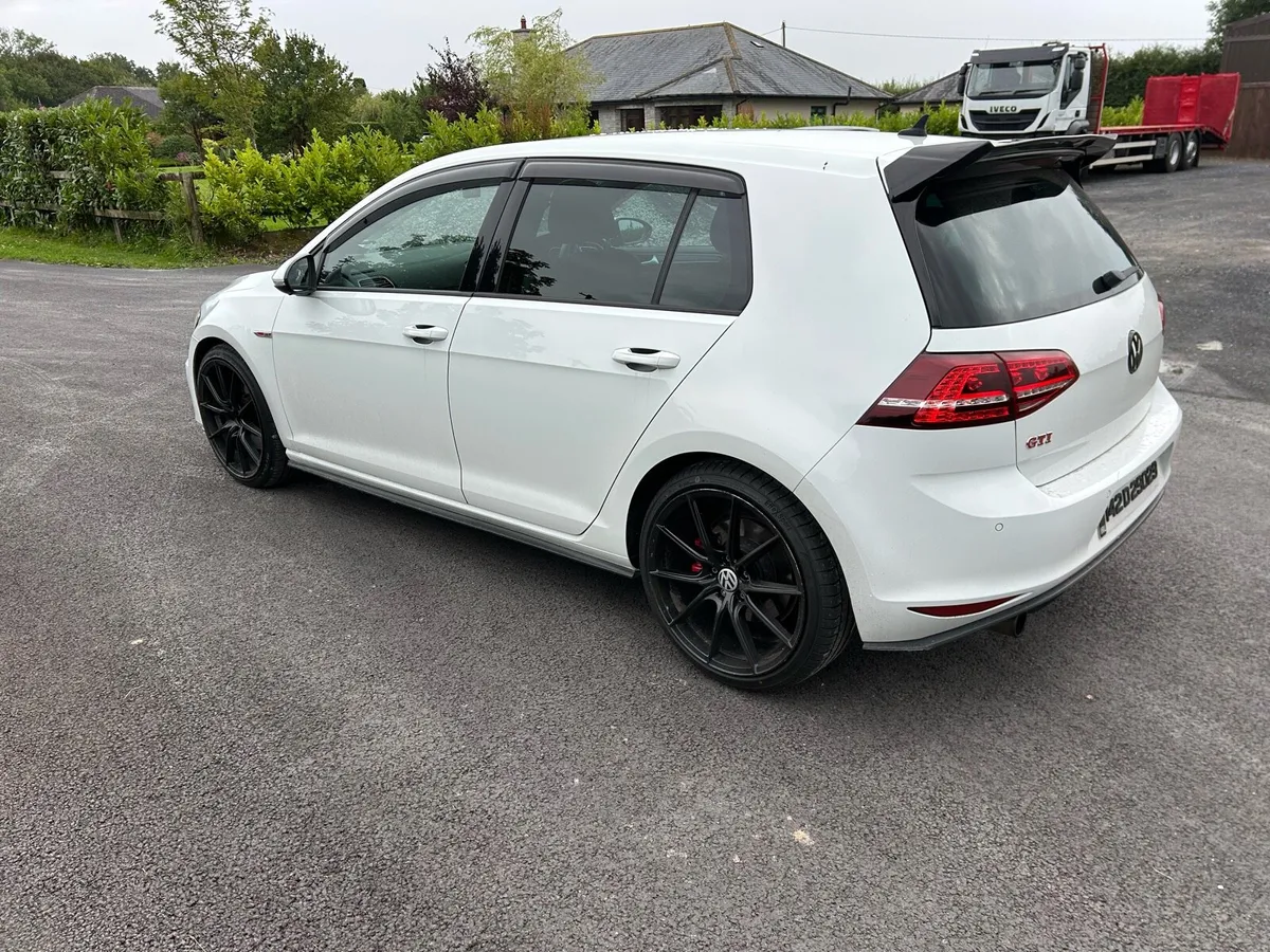 Volkswagen gti golf - Image 3