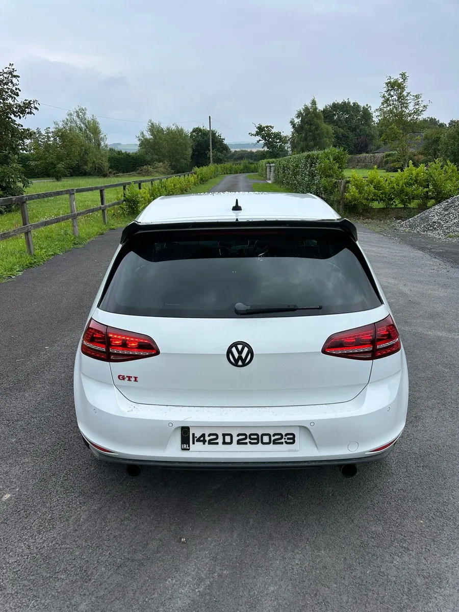 Volkswagen gti golf - Image 4