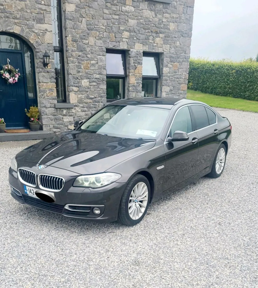 BMW 5 series - Image 1
