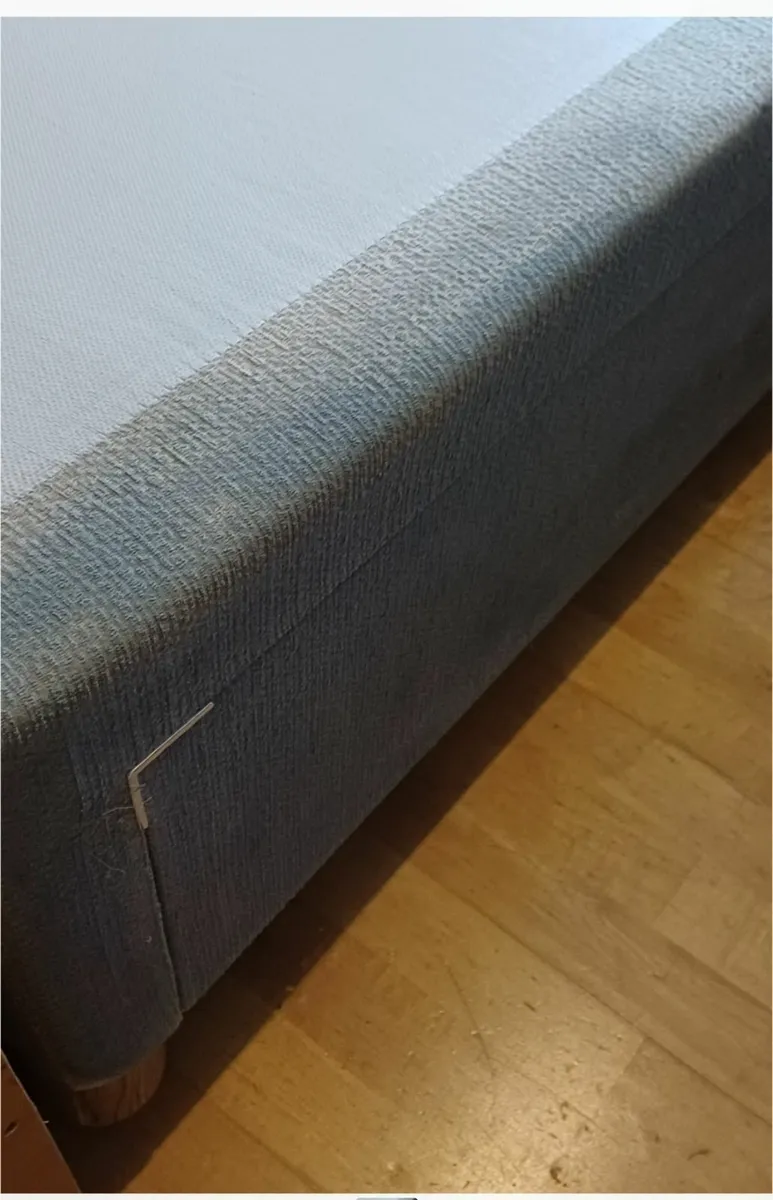 Bed - Image 1