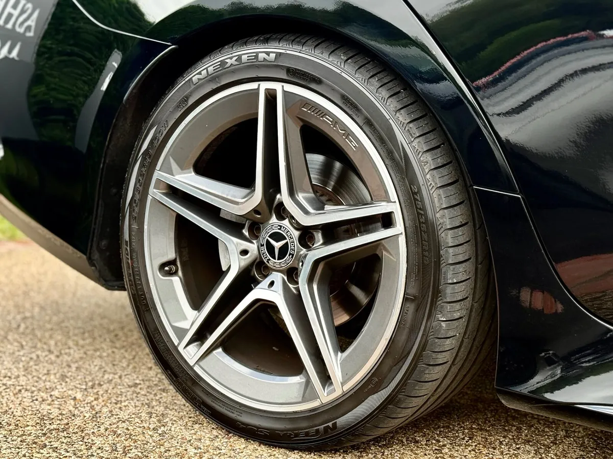 Mercedes-Benz CLS AMG 300D - Image 4