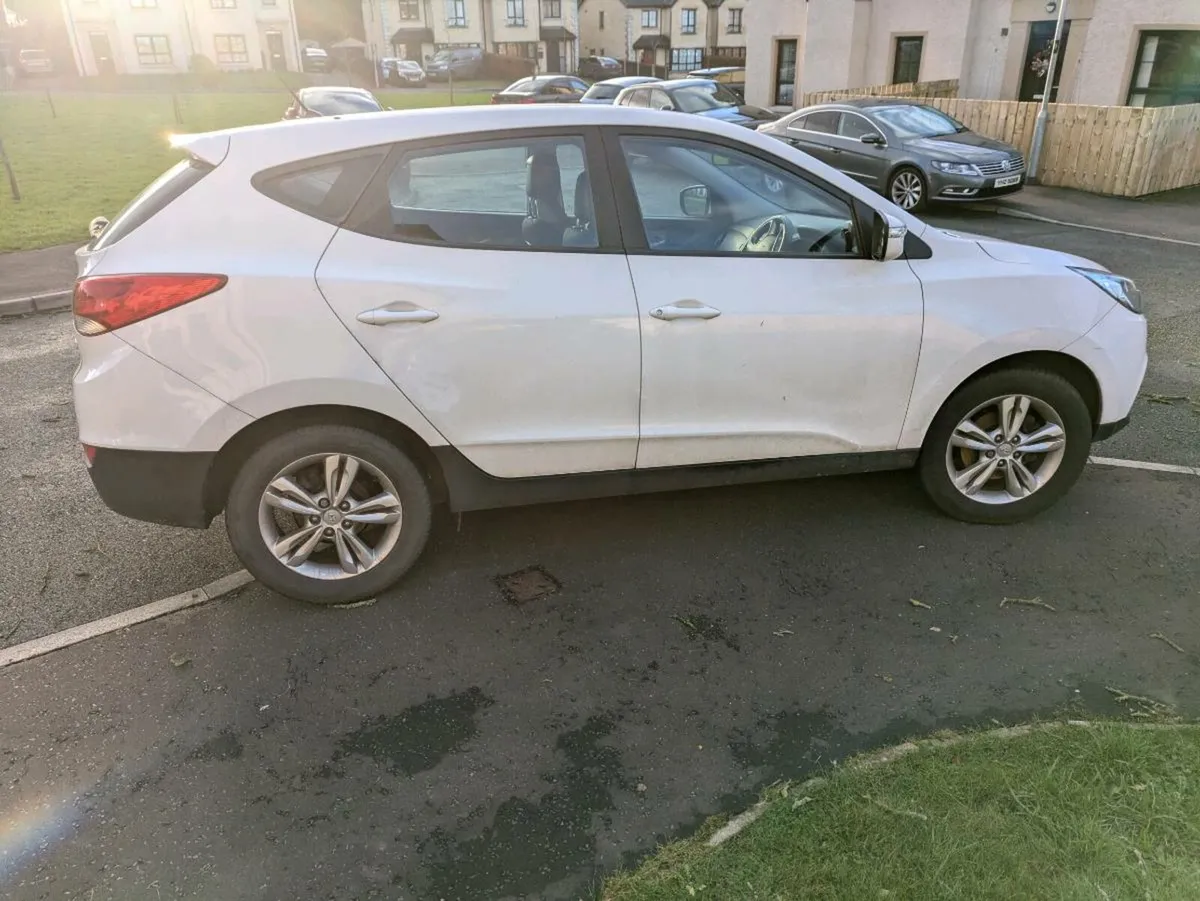 Hyundai ix35 - Image 4
