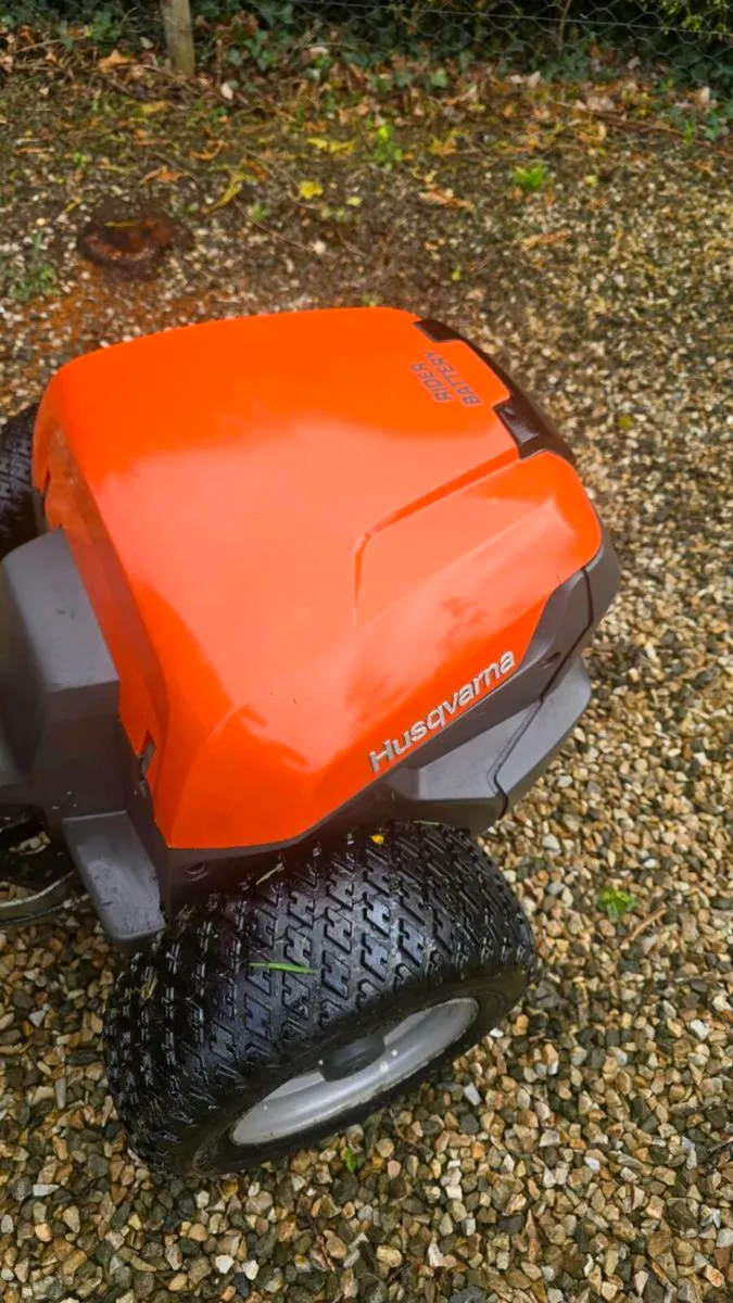 Husqvarna iBattery Rider - Image 4