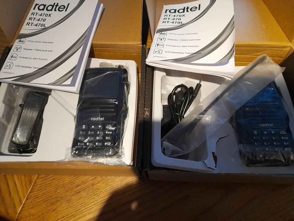 Professional twoway radios - Image 4