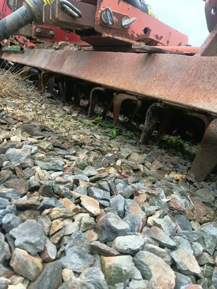 Kverneland 3m power harrow - Image 2