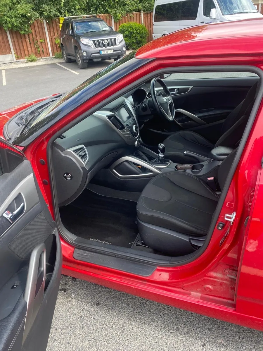Hyundai Veloster 2012 1.6L Petrol - Image 3