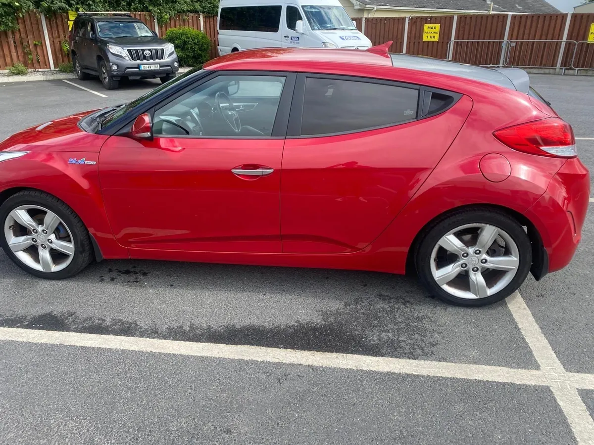 Hyundai Veloster 2012 1.6L Petrol - Image 4