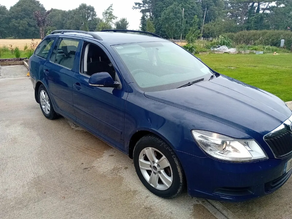 Skoda Octavia Estate  2011 - Image 3
