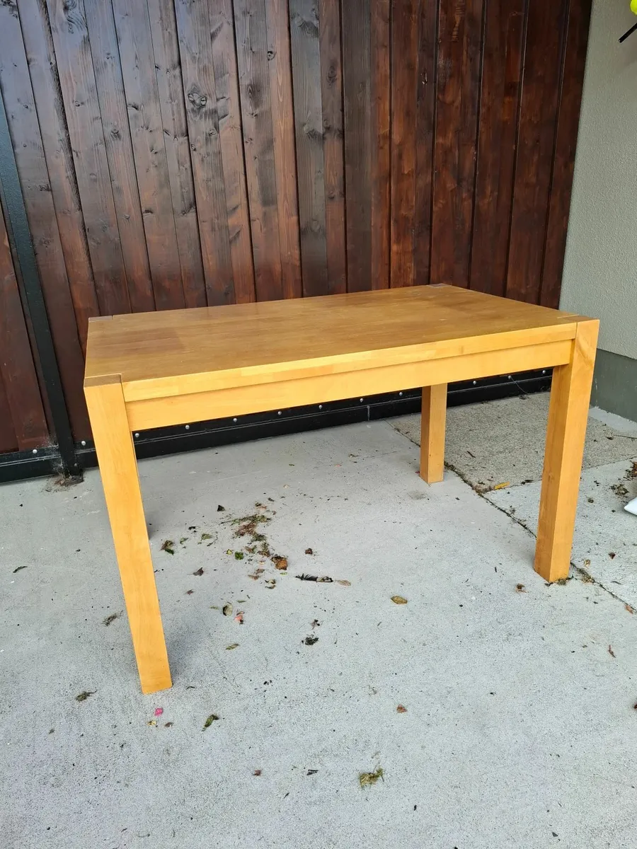 Kitchen table & chest of tables - Image 1