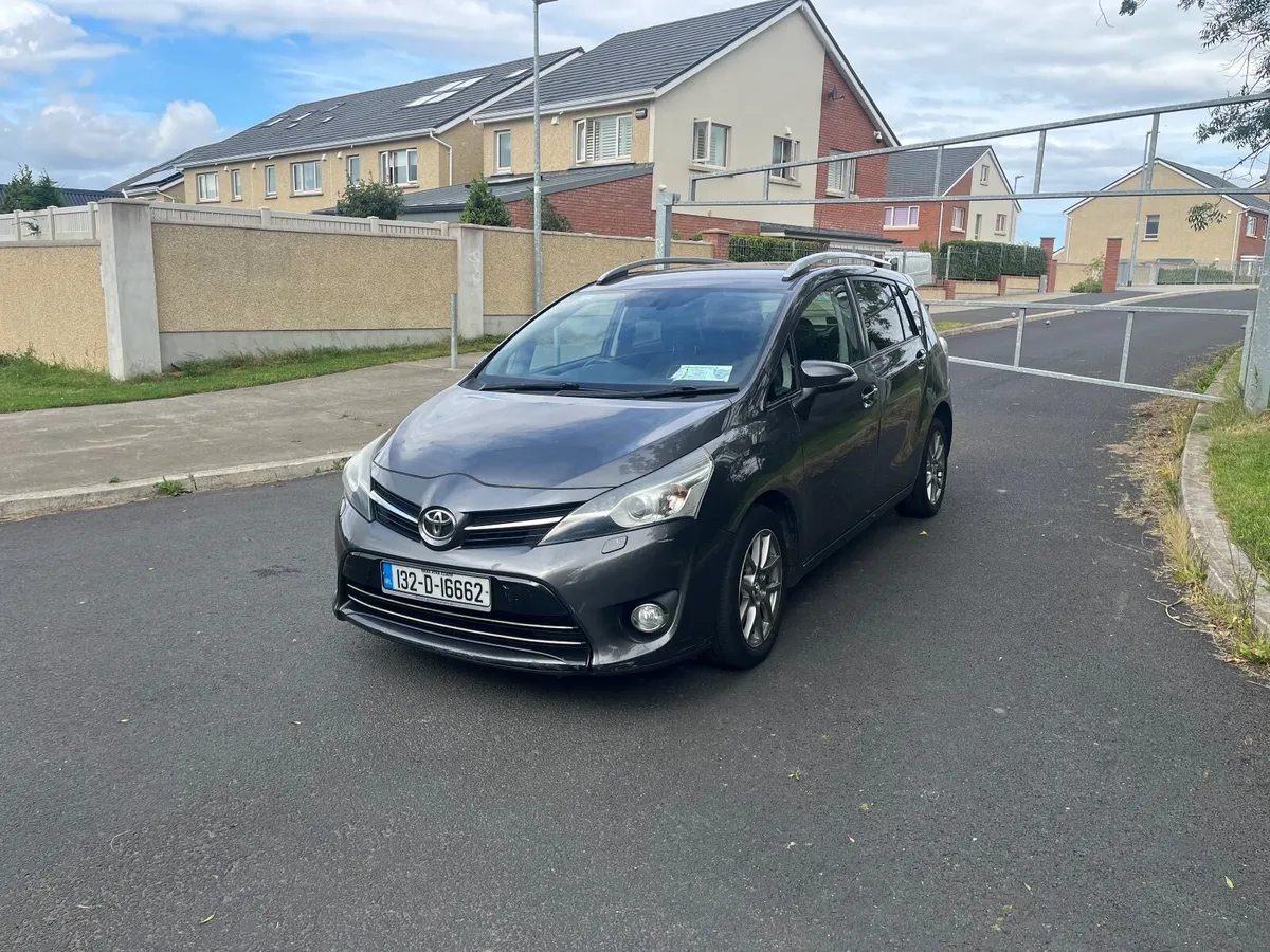 Toyota Verso 2013 top spec model - Image 4