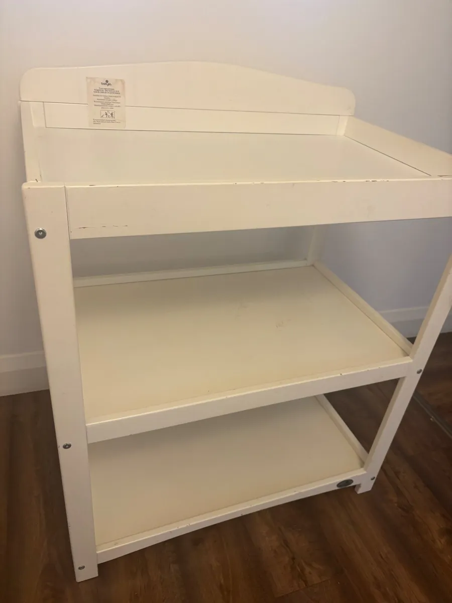 Baby changing unit - Image 2