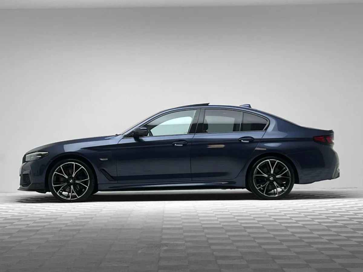 BMW 5 Series 530E M Sport - Image 4