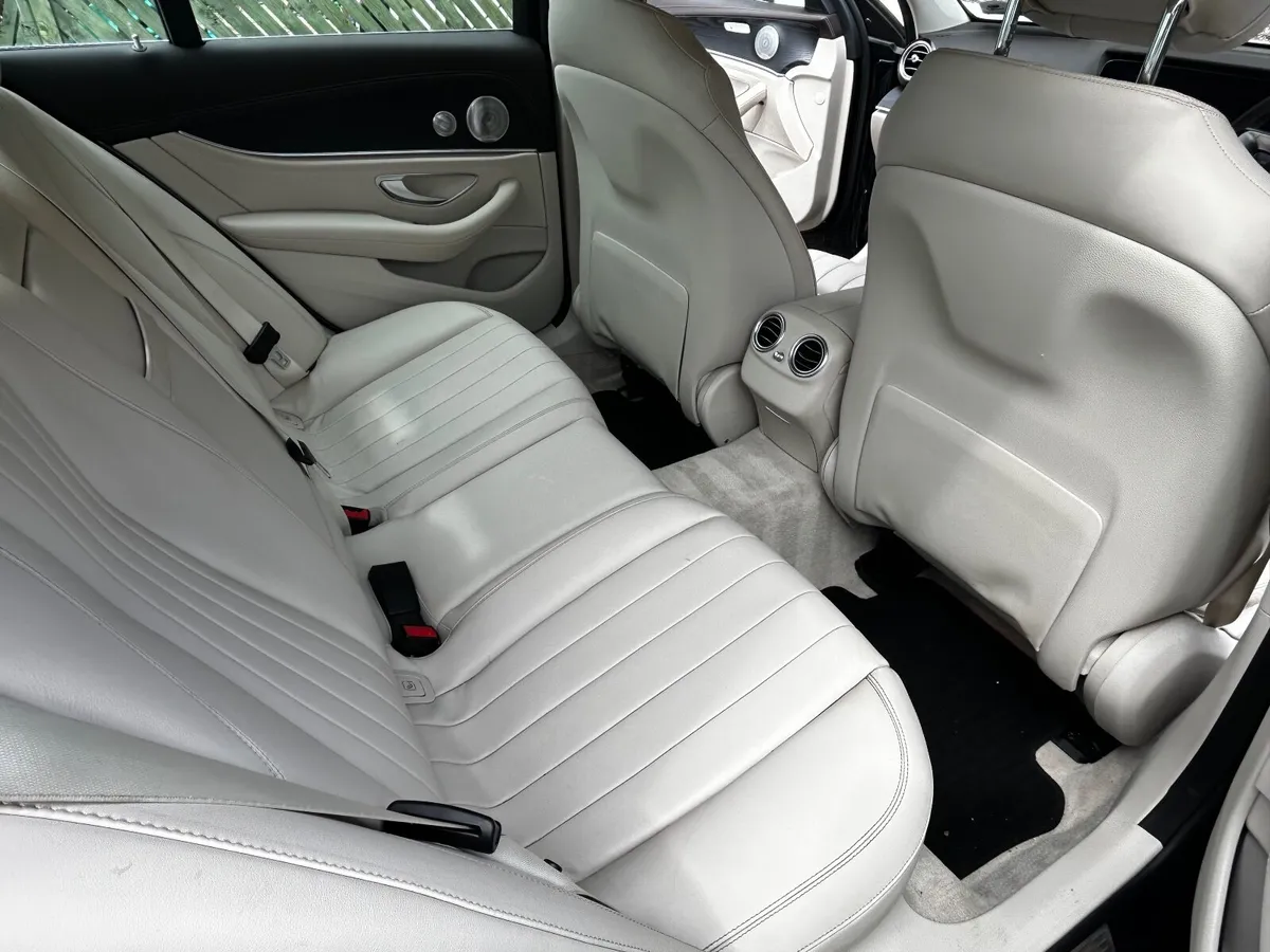 Mercedes-Benz E-Class 2017 - Image 4