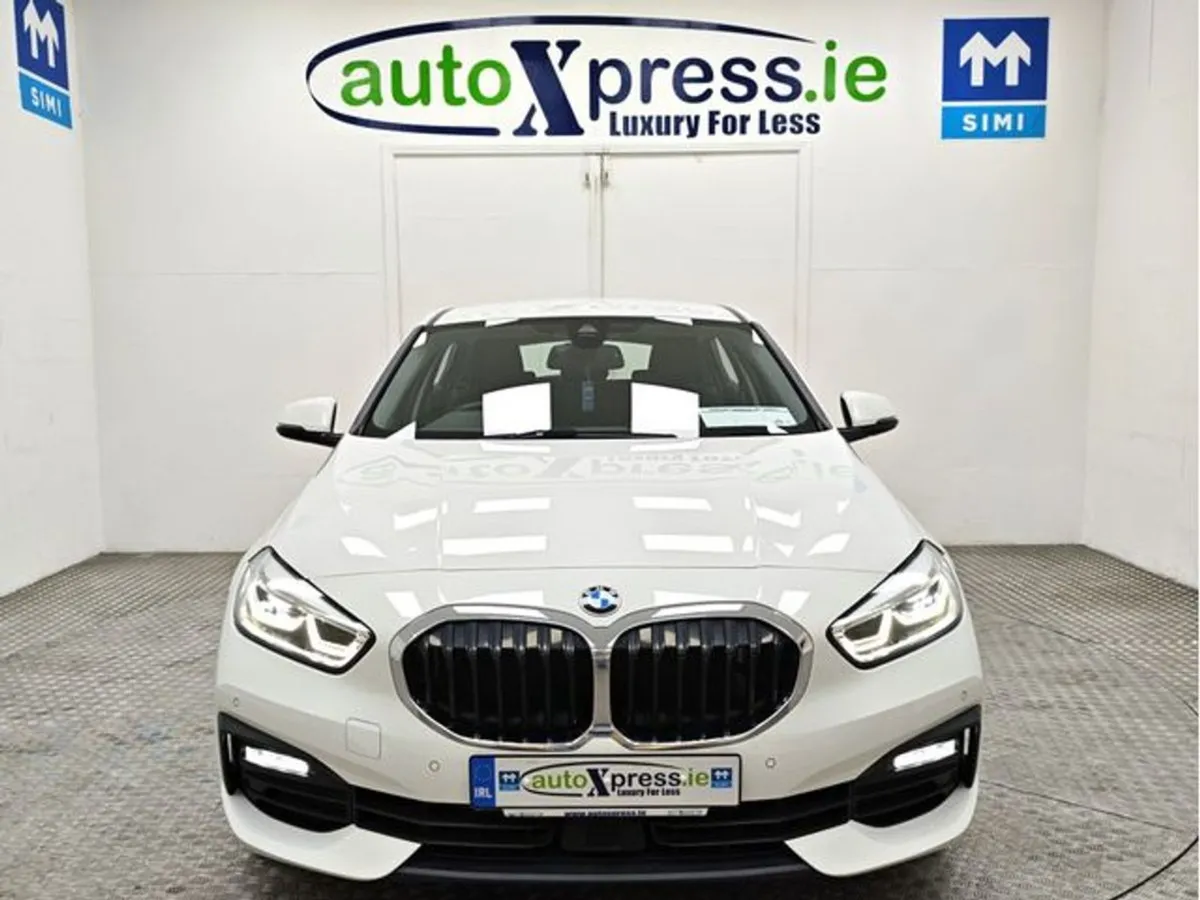 BMW 1 Series 118 D Automatic  Reversing Camera - Image 3