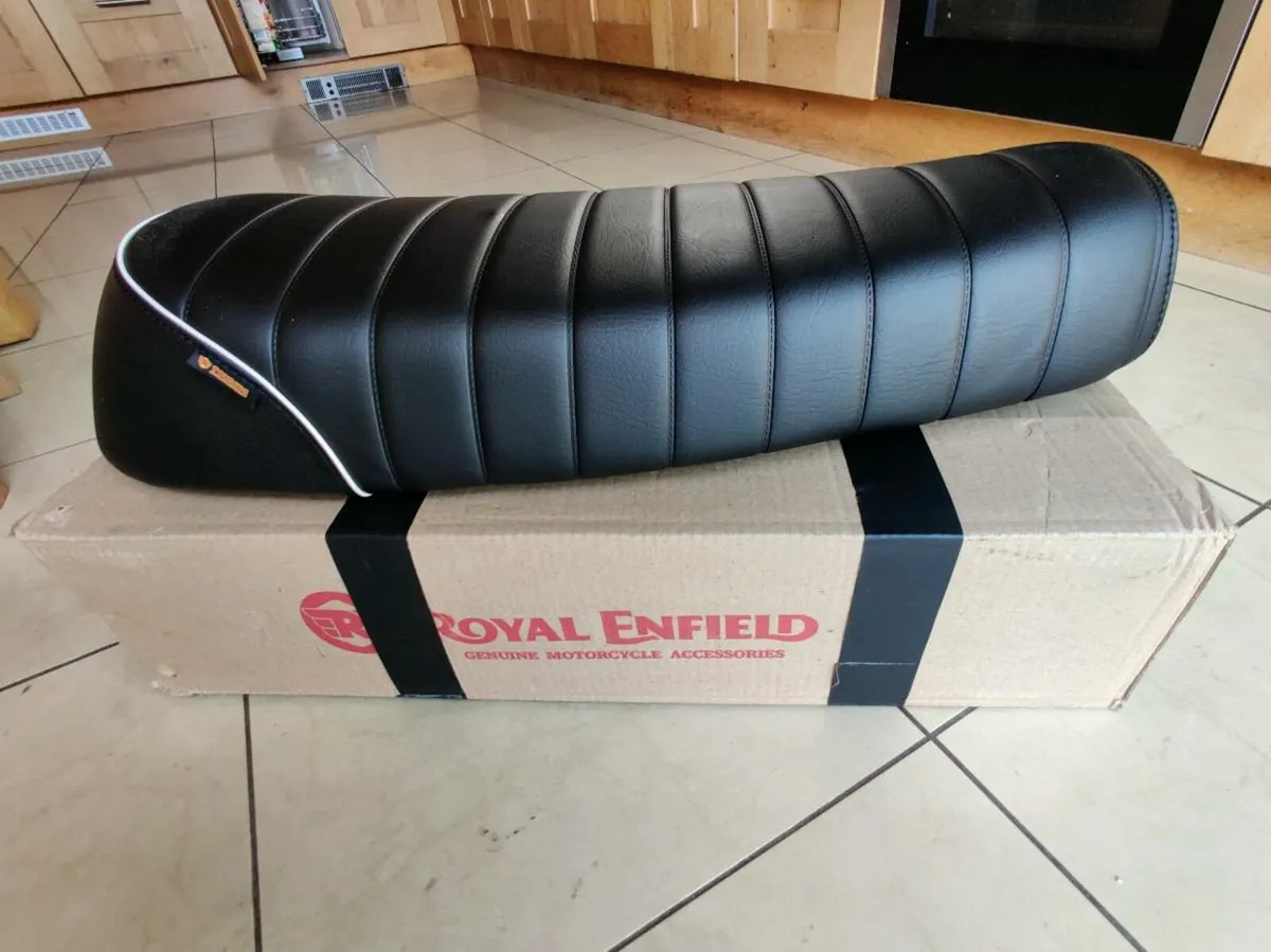Royal Enfield Interceptor Seats - Image 1