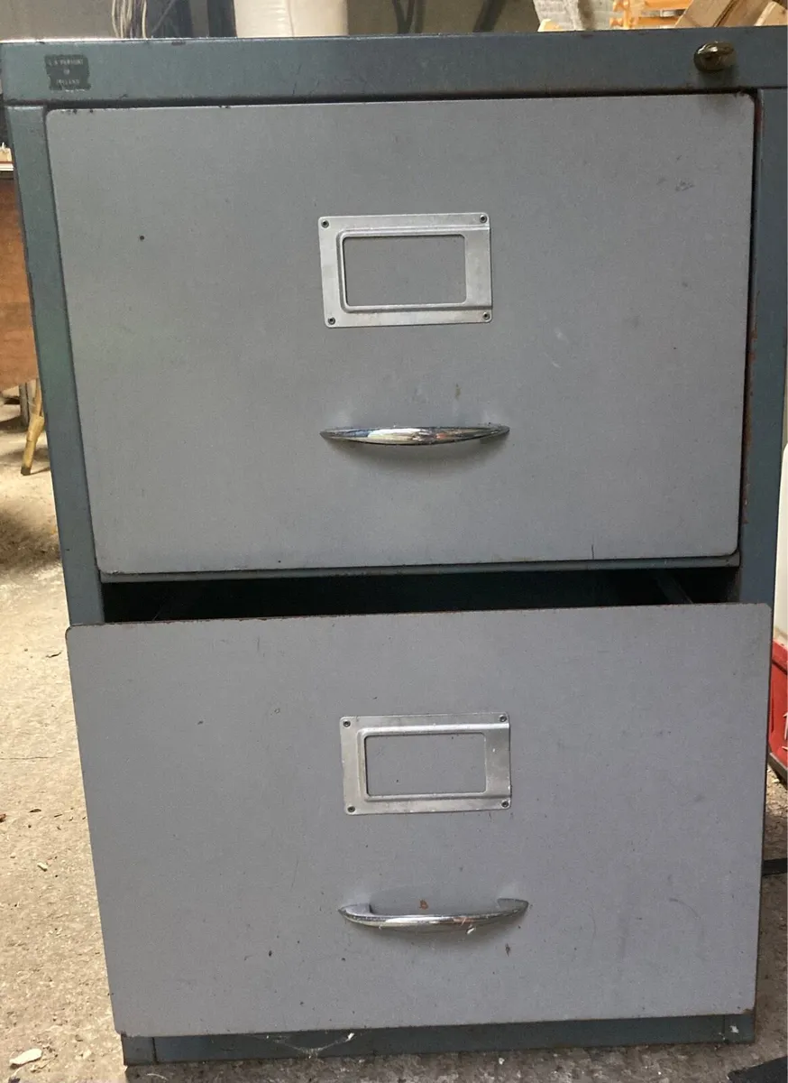 Filing cabinet - Image 2