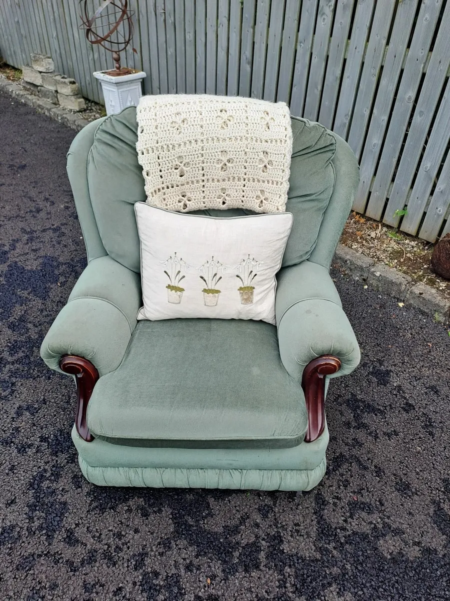 Armchair - Image 1