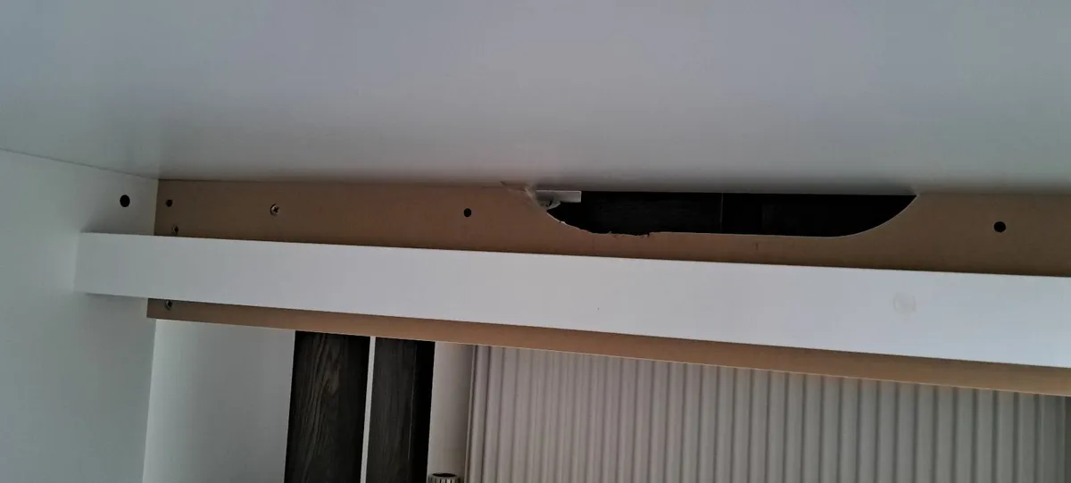Desk - Image 2