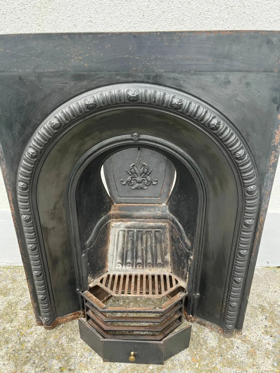 Antique cast iron fireplace - Image 1