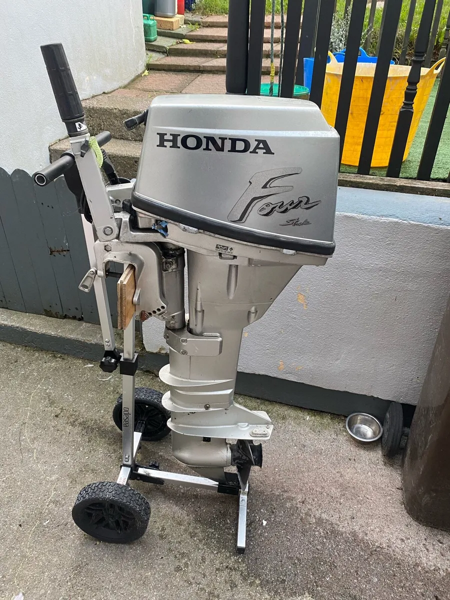 Honda outboard engine 9.9hp - Image 2