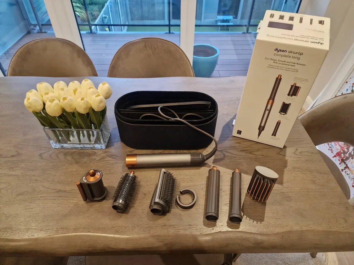 Dyson Airwrap Long Complete Hair - Image 1