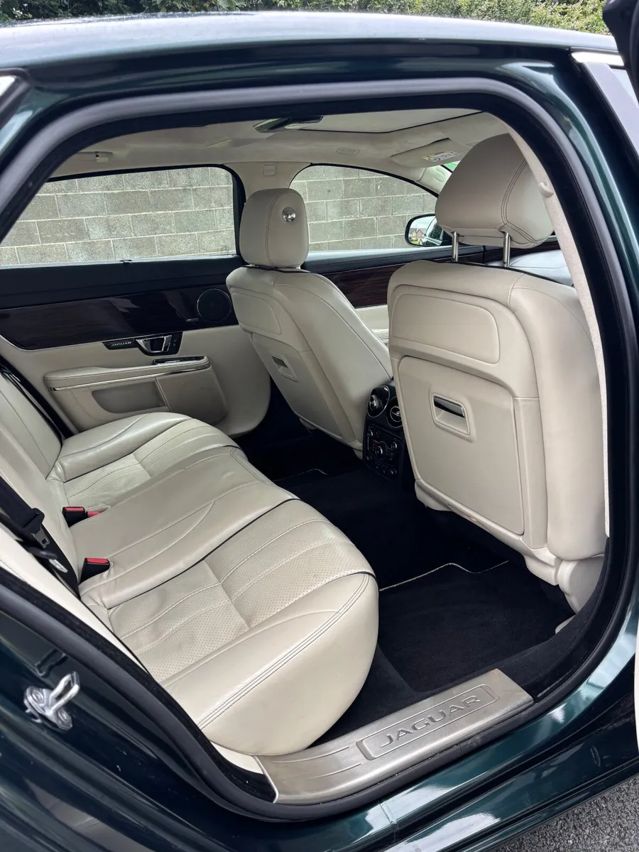Jaguar XJ 2013 - Image 3