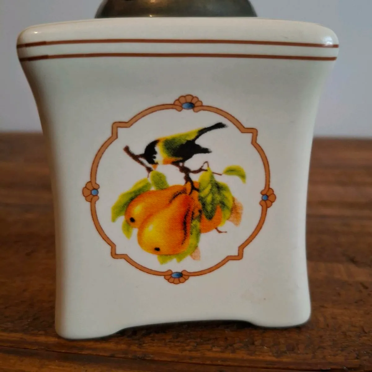 Small Porcelain Pepper Mill - Image 3