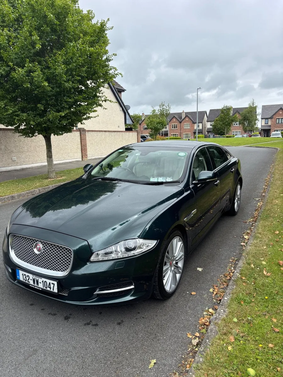 Jaguar XJ 2013 - Image 1
