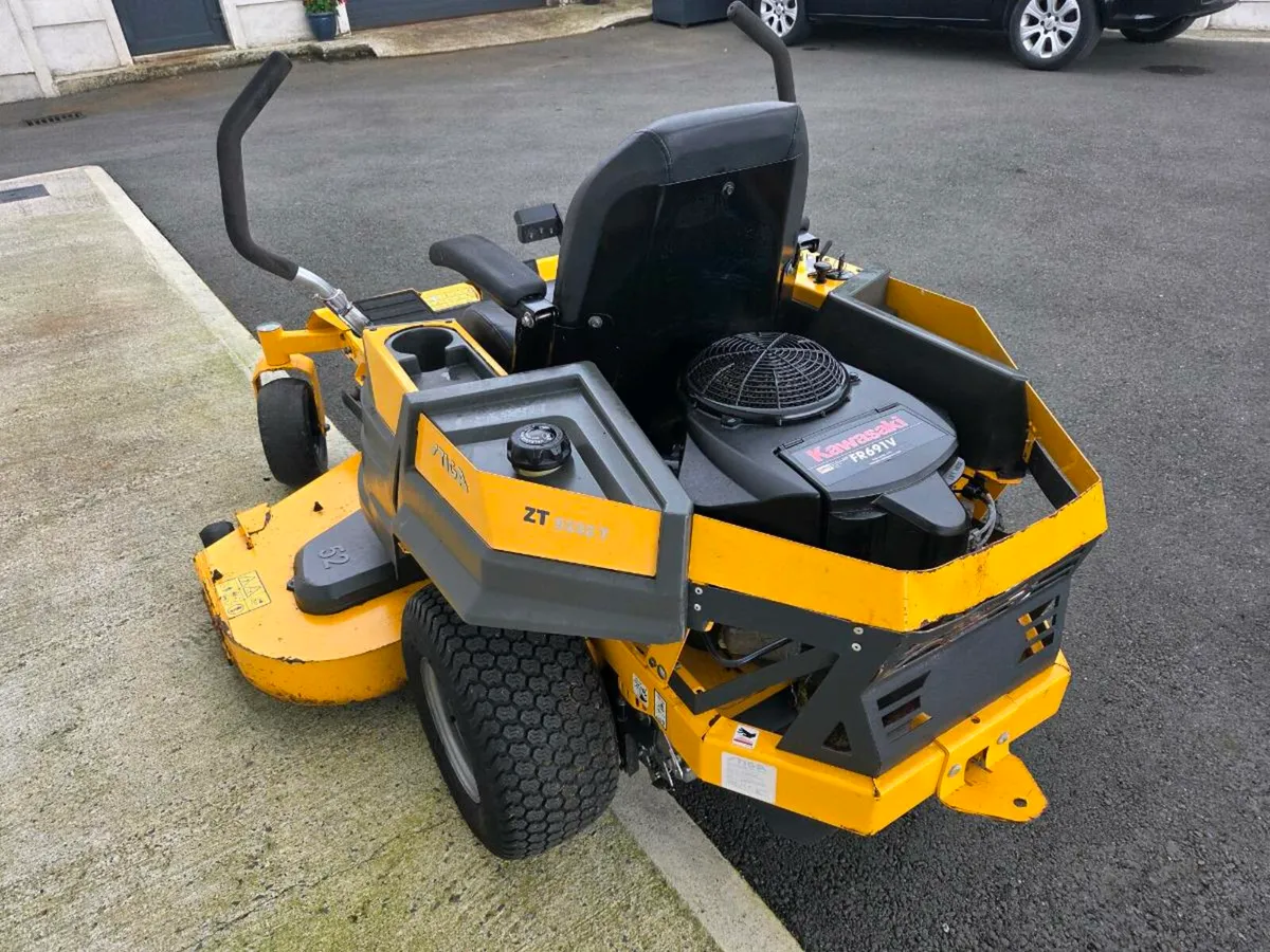 Lawnmower for sale - Image 3