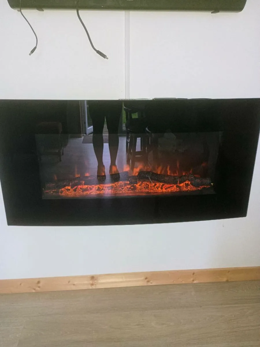 Blyss Wall mounted heater - Image 3