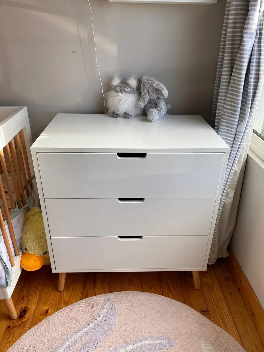 Nursery furniture set - Image 2