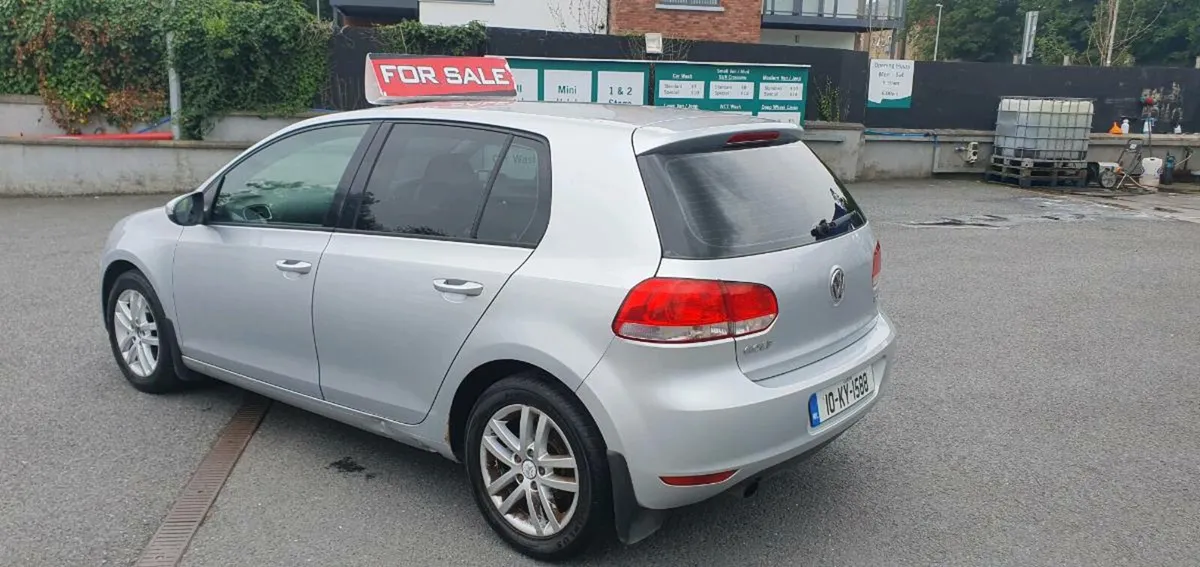 Vw Golf 1.6tdi 2010 - Image 4