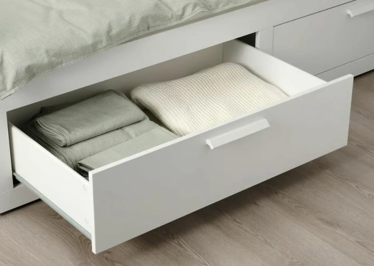 Day bed that converts to double bed - Image 4