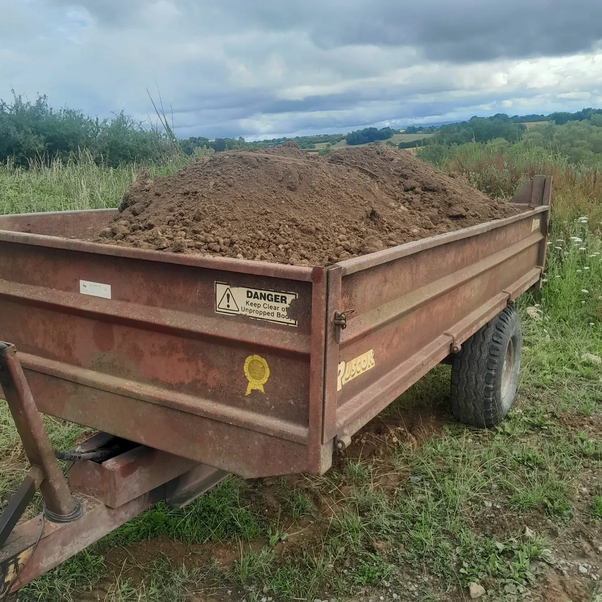 Topsoil for sale - Image 1