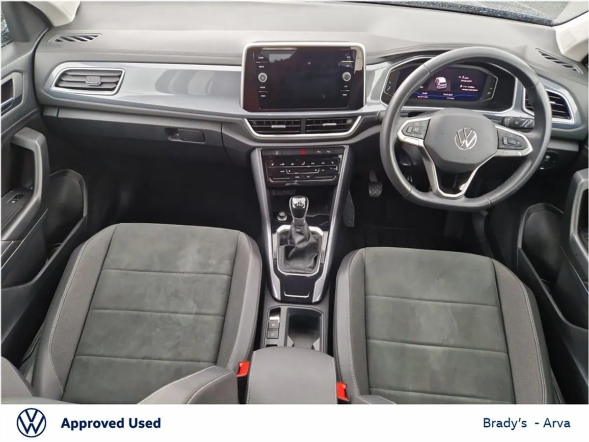 Volkswagen T-Roc Style 2.0 TDI 116BHP M6F - Image 2