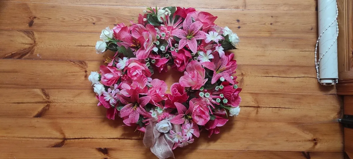 Decorative Wreaths - Image 1