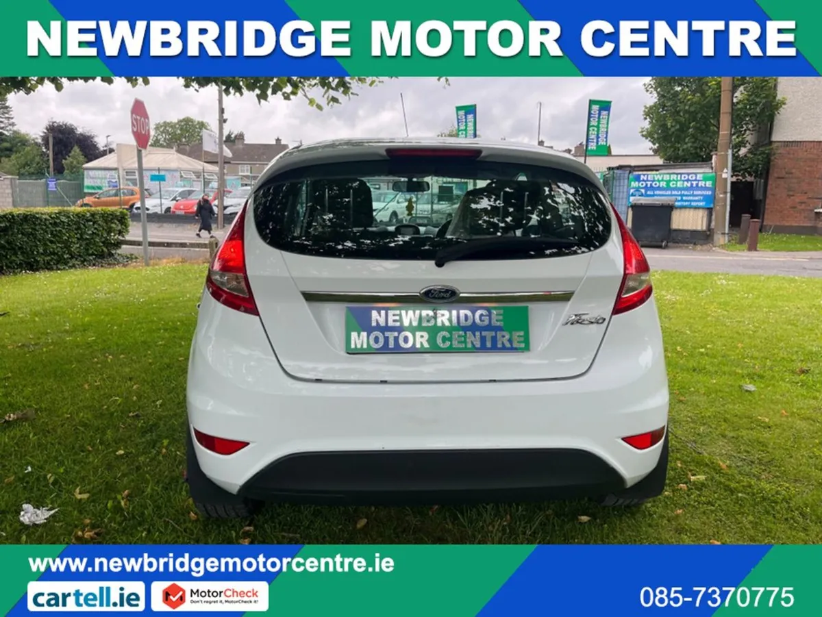 Ford Fiesta 1.25 Zetec 3DR Argento - Image 2
