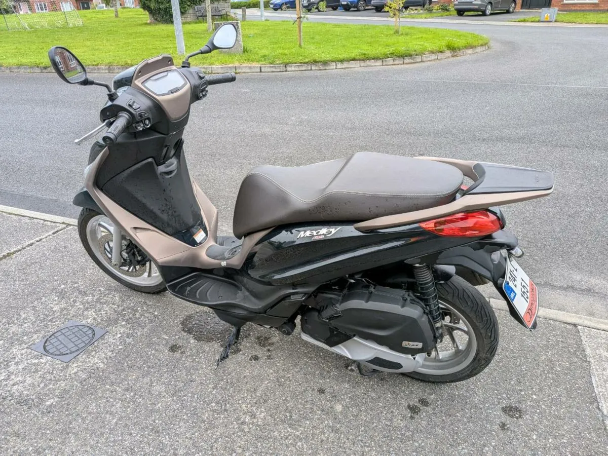Piaggio Medley 2024 - Image 1