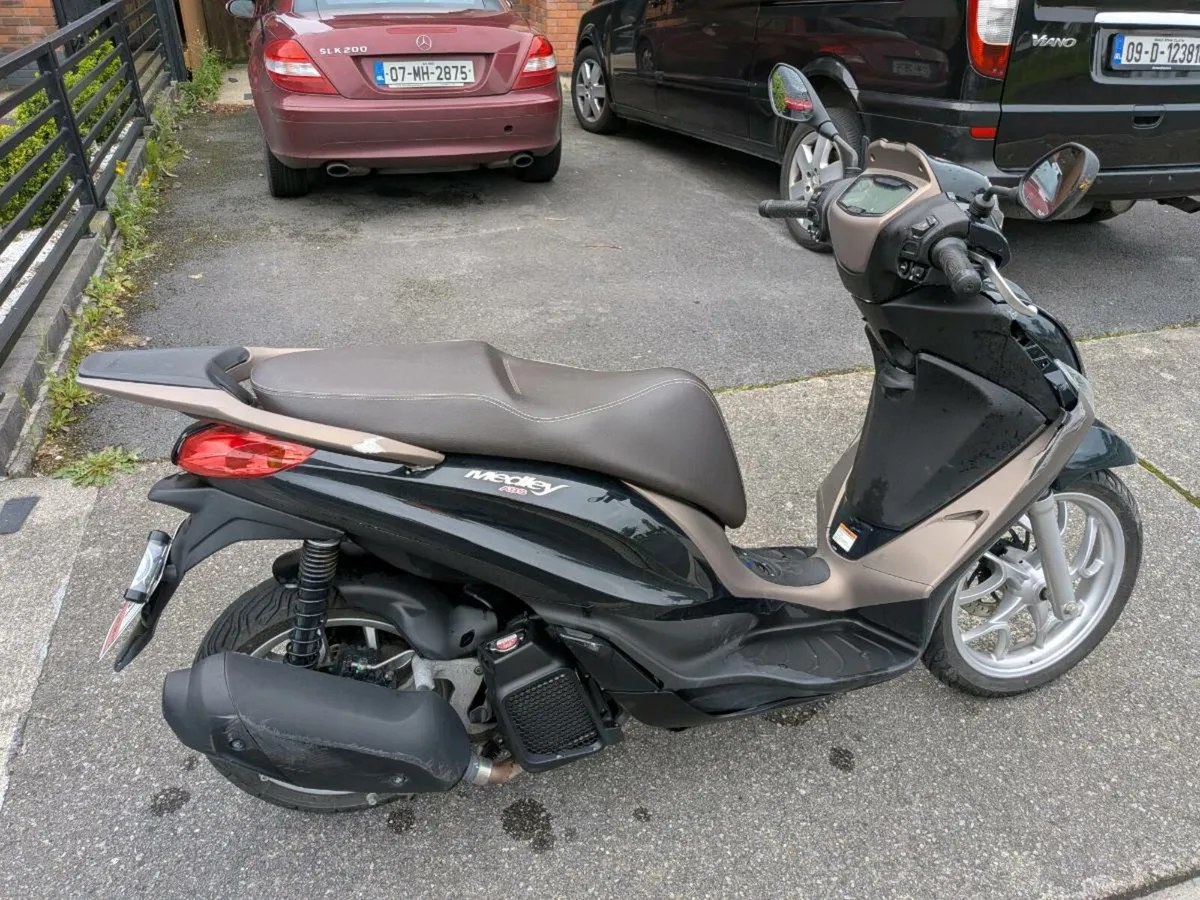 Piaggio Medley 2024 - Image 4