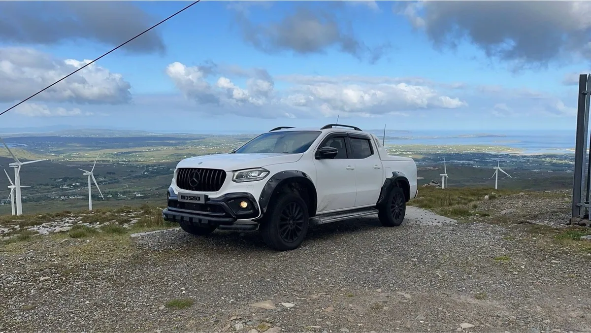 Mercedes Benz X Class - Image 2