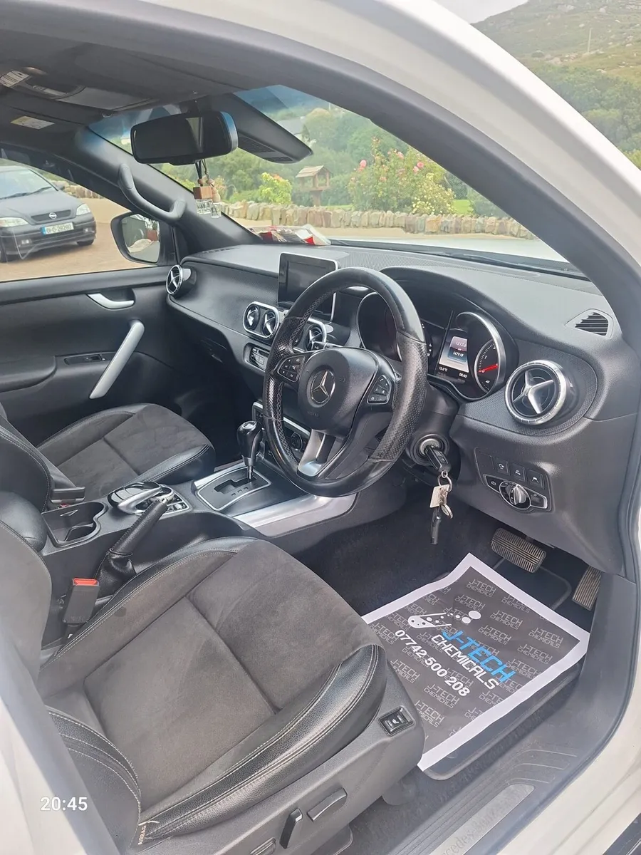 Mercedes Benz X Class - Image 4